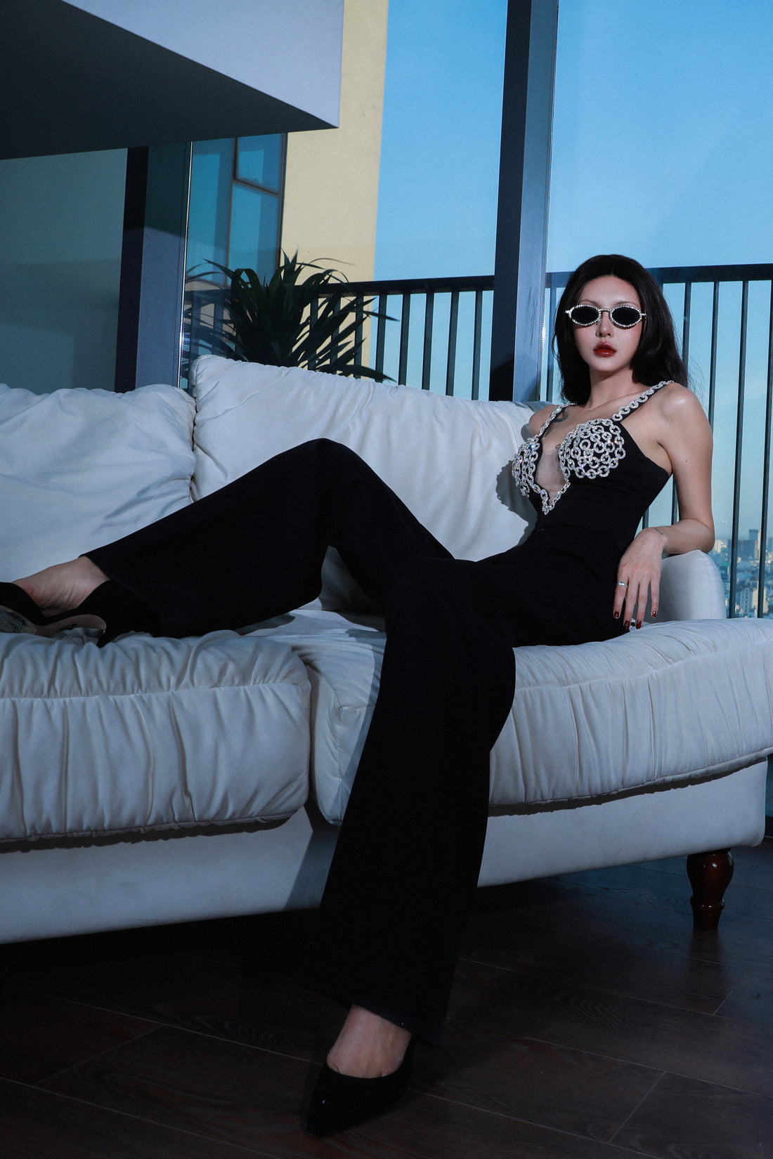 CRYSTAL STONE TASSEL V NECK BODYSUIT